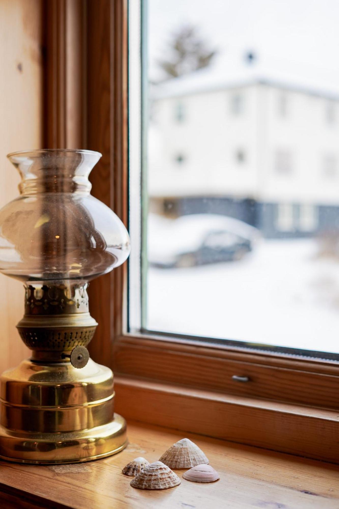 Heimbrygga Restaurant & Accommodation Skrova Экстерьер фото